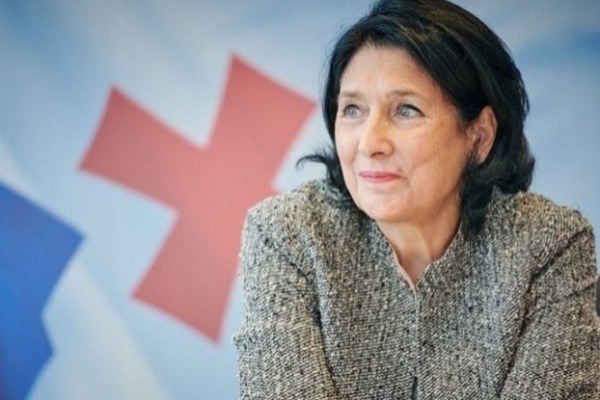 Salome Zurabişvili: “Gürcüstan, Azərbaycan və Ermənistan yeni əməkdaşlıq fəslinə başlayır”